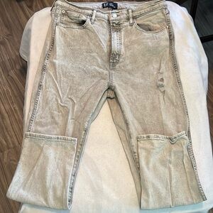 GAP women’s size 12. Light Gray. High Rise/Vintage Slim.